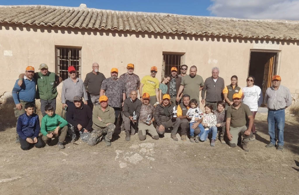 La Sociedad de Cazadores Santa Eulalia colabora en el control de la poblaci�n de jabal�es 